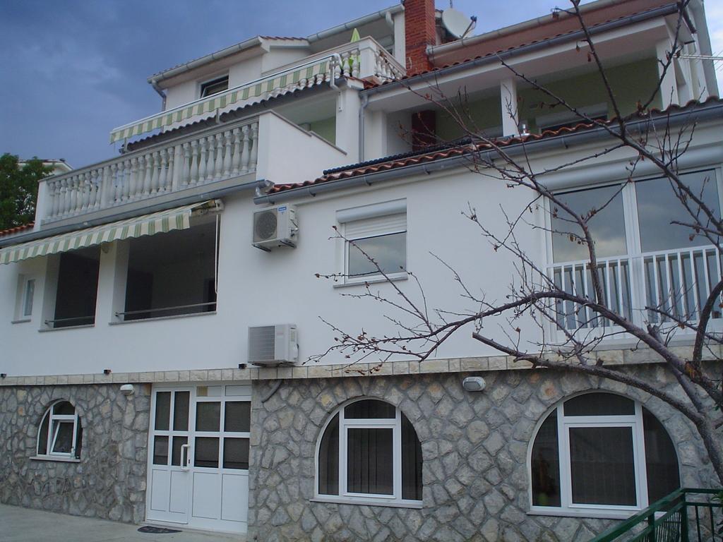 Apartman Kondić Omišalj Ruang foto